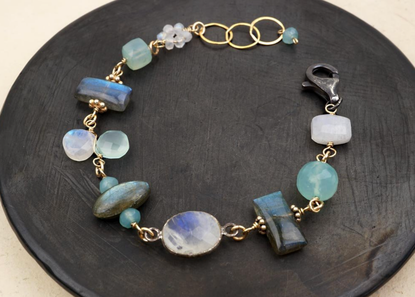 Chalcedony and Gold Bracelet